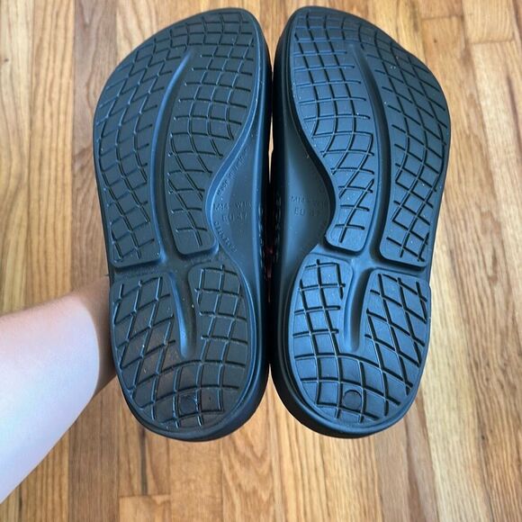 Oofos Ooahh Slide Black Recover Sandals Men’s Size 14 - Picture 5 of 9